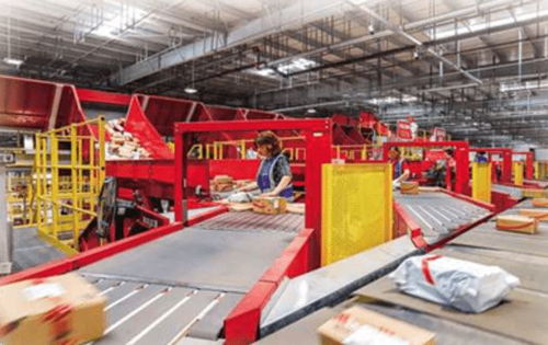 重慶公路物流基地黨建引領(lǐng)高質(zhì)量發(fā)展,激活一座園 暢通一條路 今年前5個月,重慶公路物流基地實現(xiàn)銷售營業(yè)收入同比增長40 以上,實現(xiàn)稅收10億元